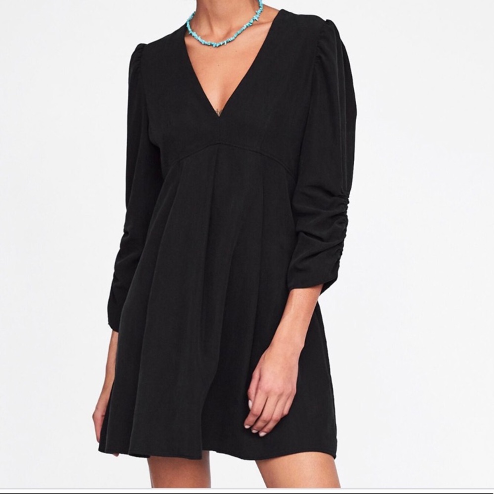 ZARA V NECK DRESS 👗
